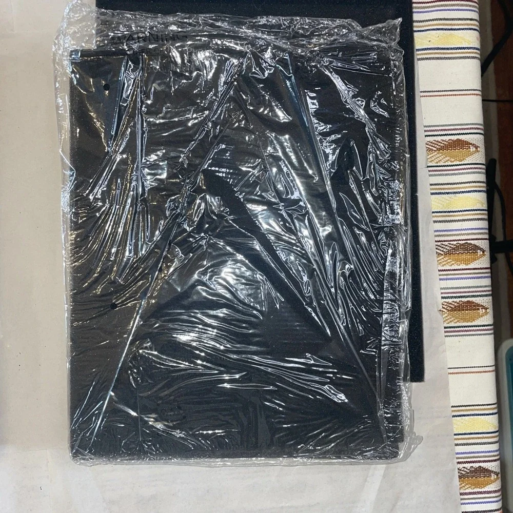 The Unbranded Brand wocase packs